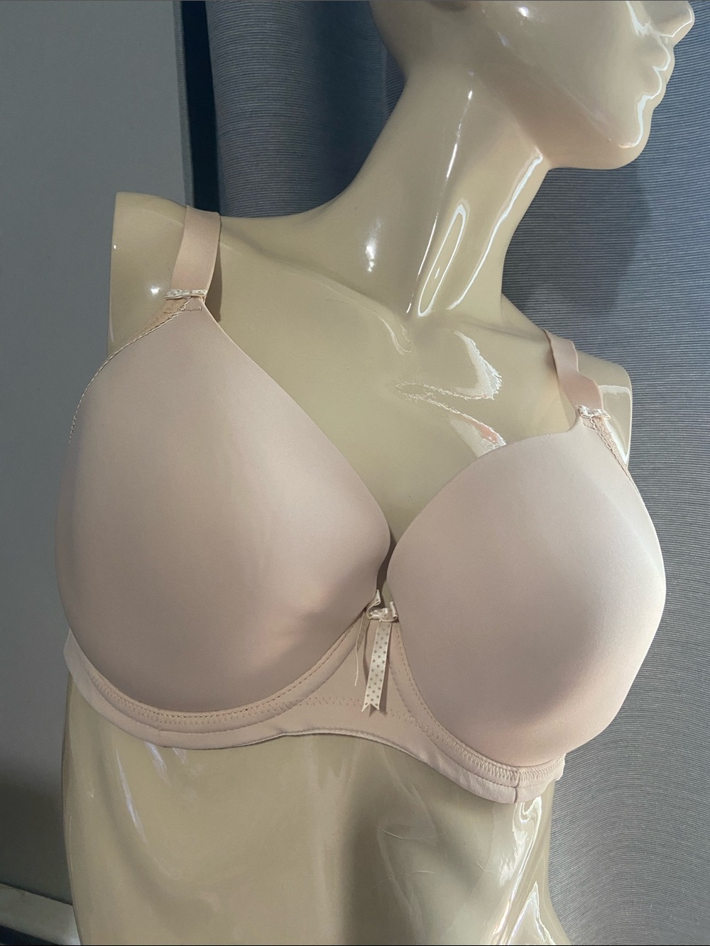 34G US/ 34F UK Elomi Smooth Light Blush Underwire T-Shirt Bra